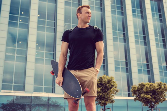 4 Alasan Memilih Baju Slimfit Agar Terlihat Lebih Trendi