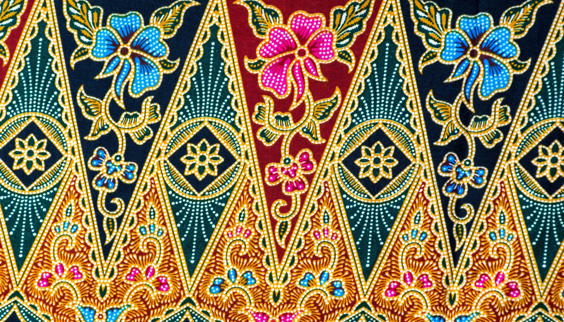 Motif Tumpal Pada Batik Betawi Baru