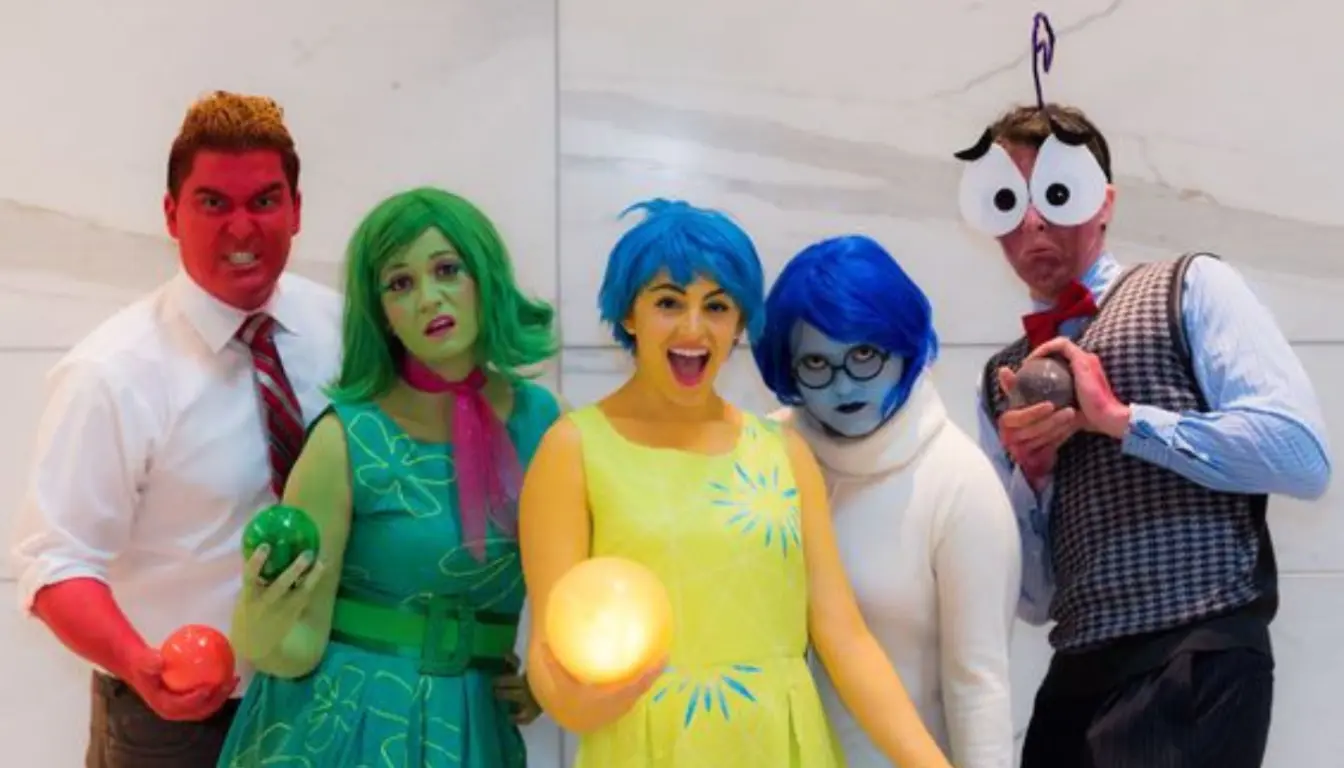 Inspirasi Kostum Halloween Wanita Inside Out