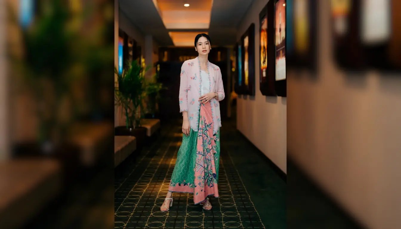 OOTD Rok Lilit dengan Outer Batik