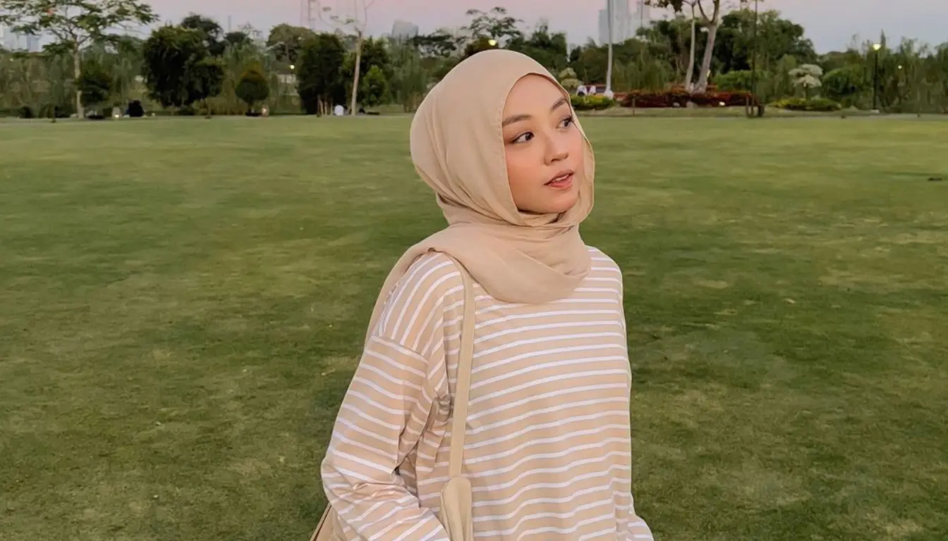 Baju Coklat Cocok dengan Jilbab Warna Apa? | Kombinasi Baju Coklat dengan Jilbab Cream