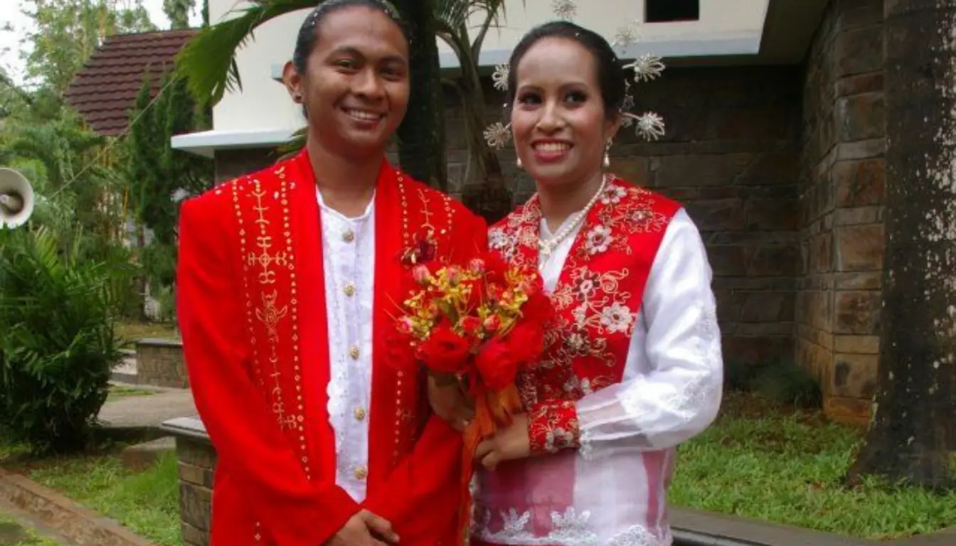 Menteren Lamo dan Kimun Gia (sumber pinterest) Menteren Lamo dan Kimun Gia (sumber pinterest)