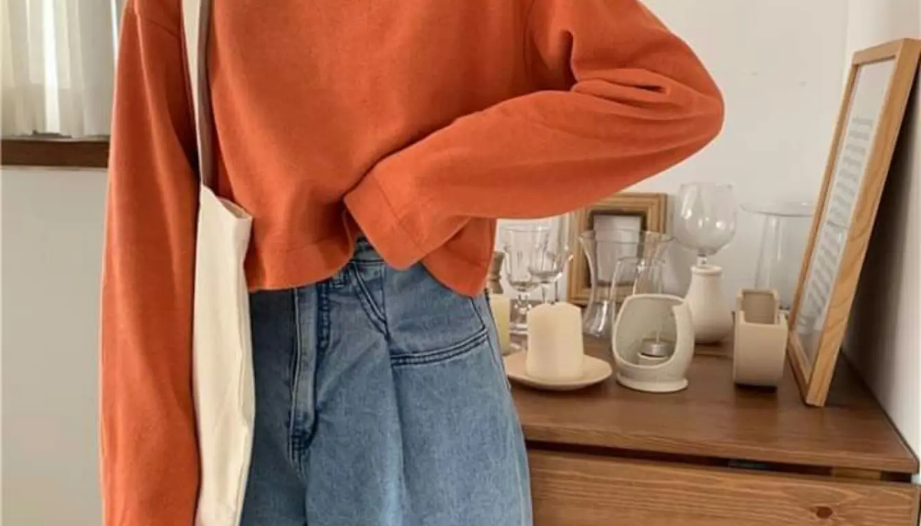 Kombinasi Apricot dengan Denim Kombinasi Apricot dengan Denim