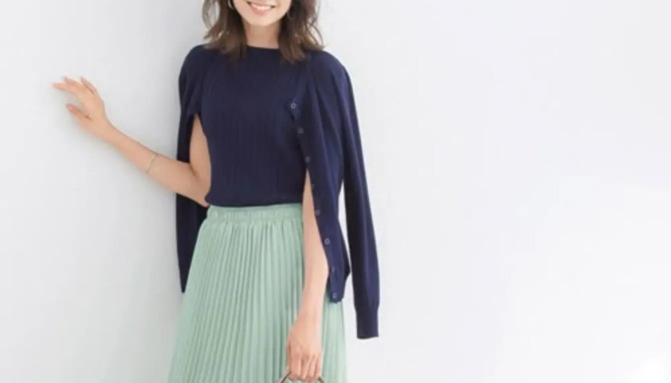 Warna Mint Cocok dengan Warna Apa Coba Warna Navy Warna Mint Cocok dengan Warna Apa? Coba Warna Navy